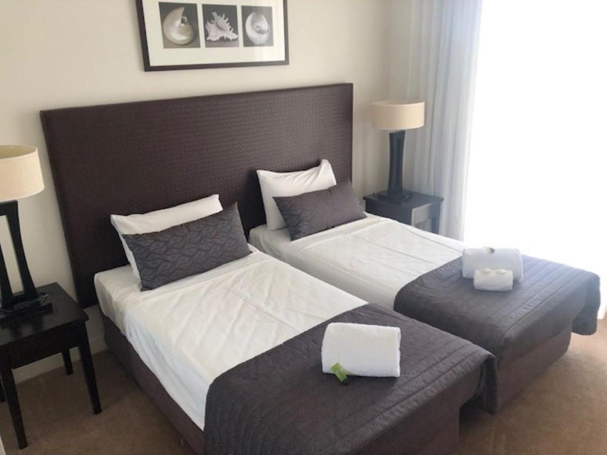 Grand Mercure Allegra Херви Бей Екстериор снимка A bedroom at the hotel