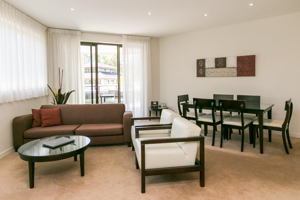 Grand Mercure Allegra Херви Бей Екстериор снимка A living room