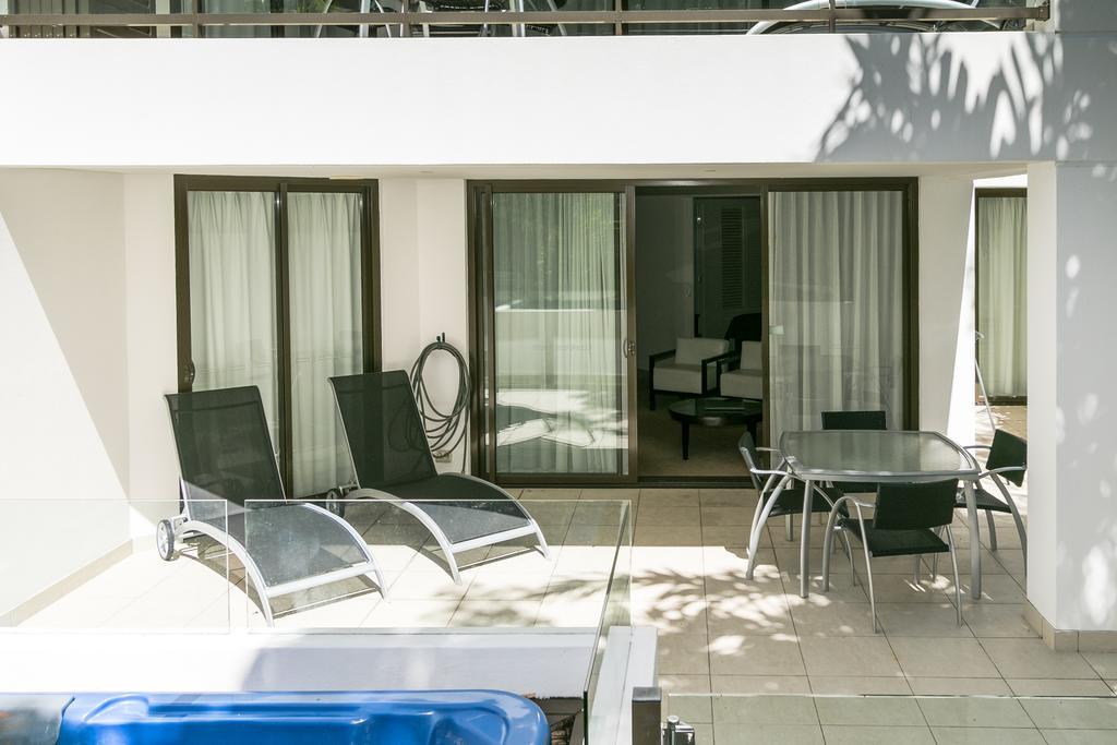 Grand Mercure Allegra Херви Бей Екстериор снимка A balcony