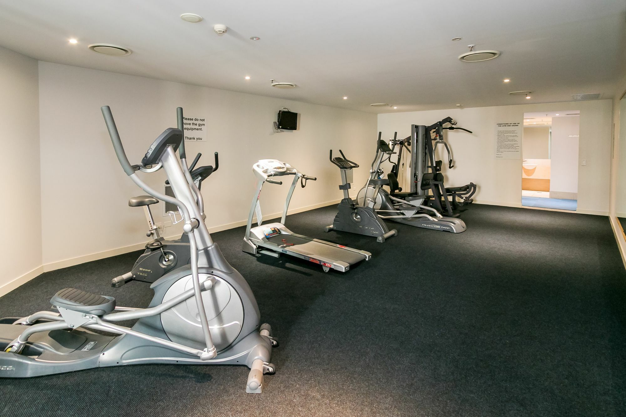 Grand Mercure Allegra Херви Бей Екстериор снимка The gym at the hotel