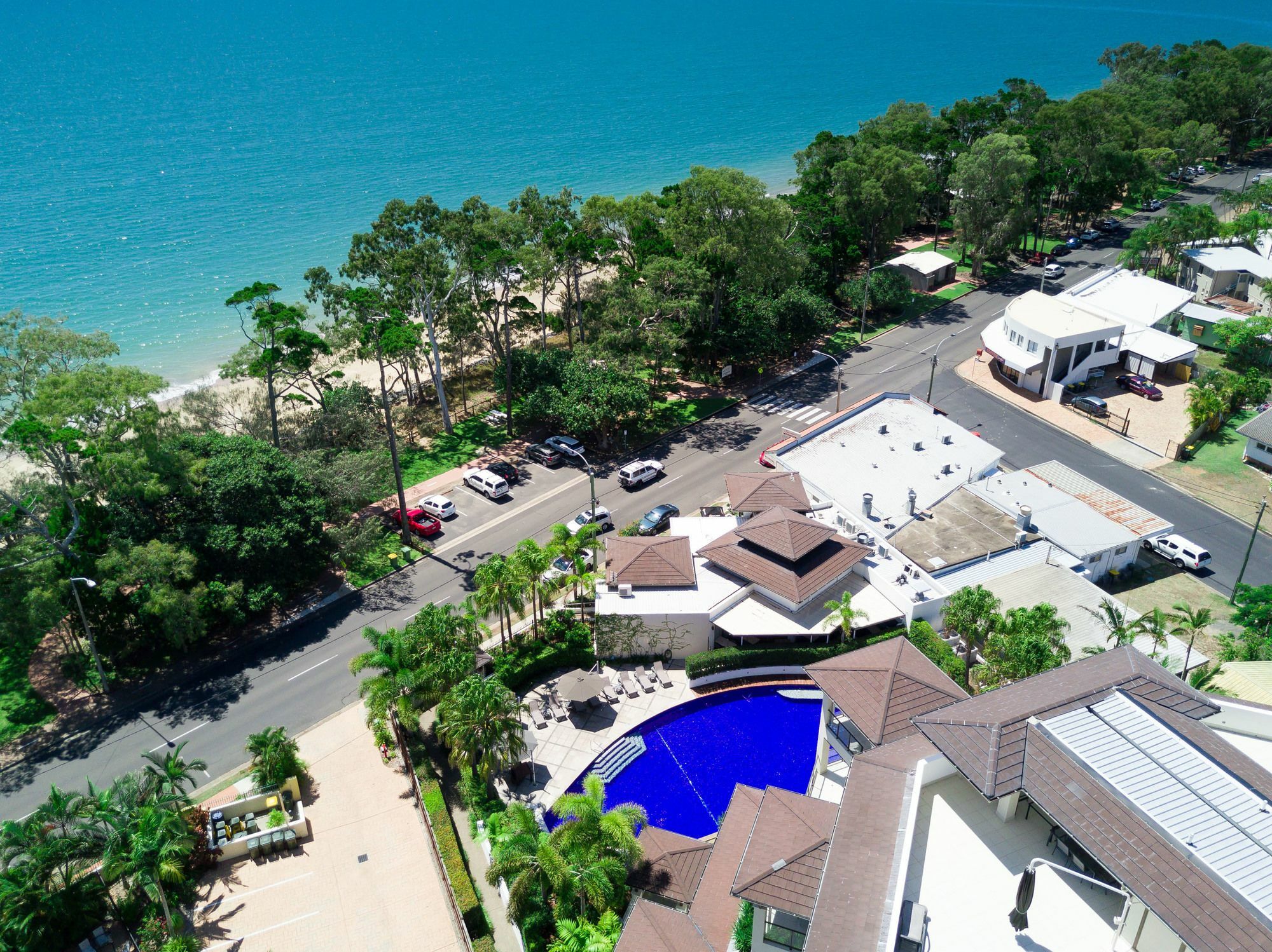 Grand Mercure Allegra Херви Бей Екстериор снимка Aerial view of the resort